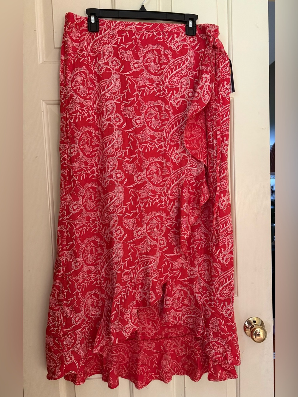 Universal Thread Size XXL Red Floral Wrap Maxi Skirt, NWT